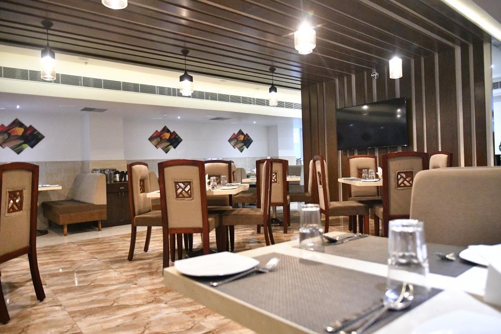 Hotel Ajantha Evergreen Vijayawada Exterior photo