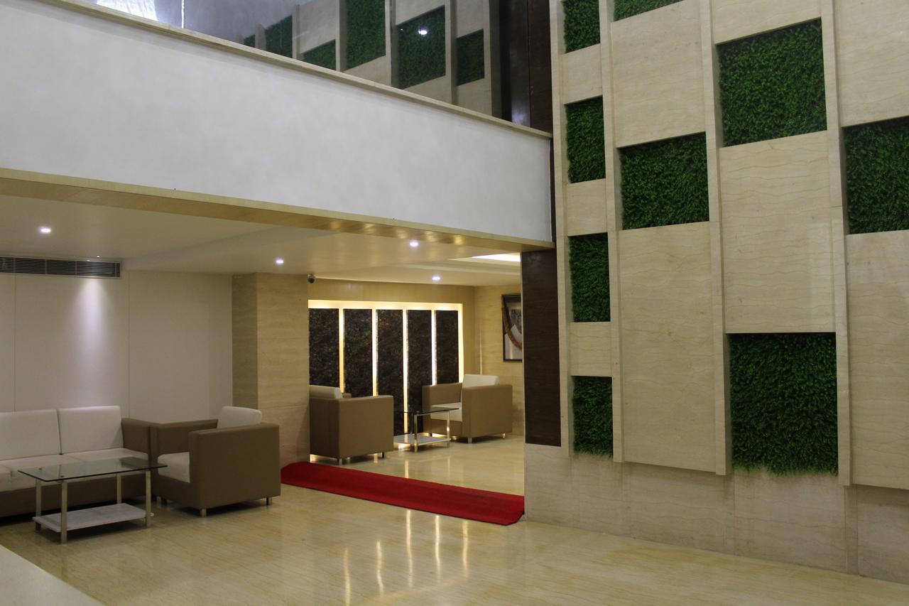 Hotel Ajantha Evergreen Vijayawada Exterior photo